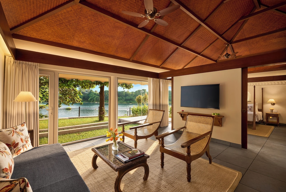 Suite, Multiple Beds, River View, Garden Area