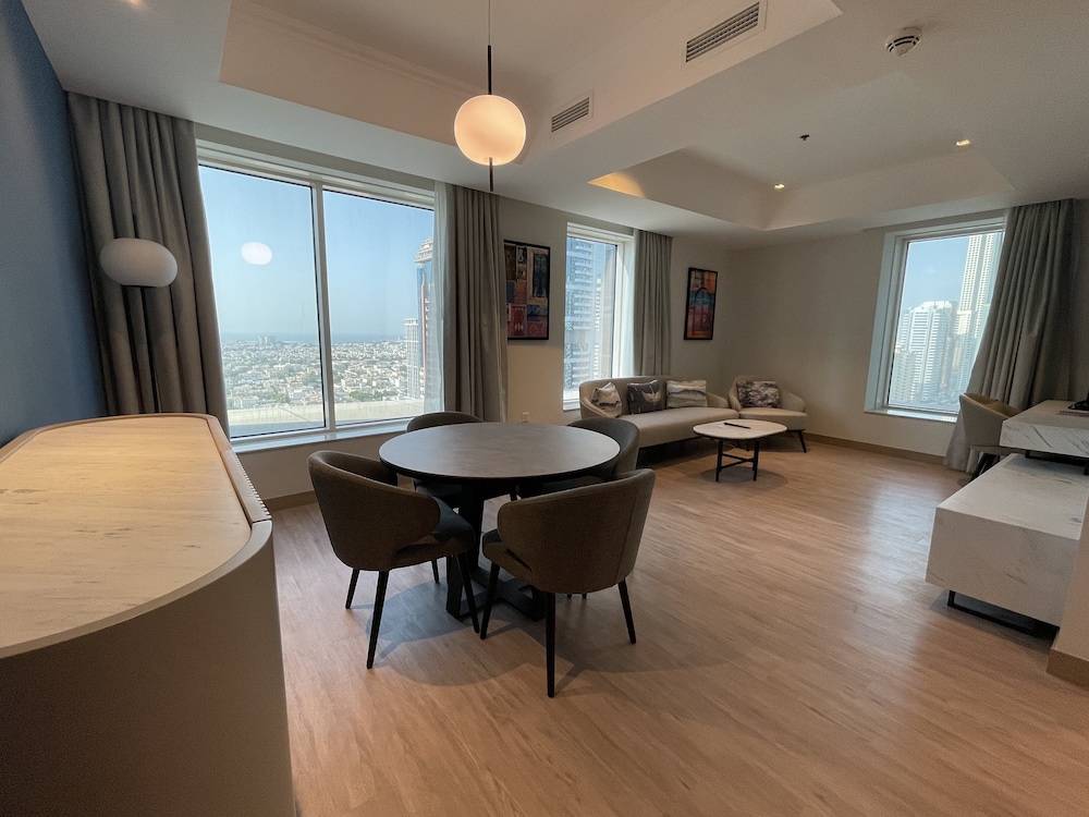 Suite, 2 Bedrooms photo 2