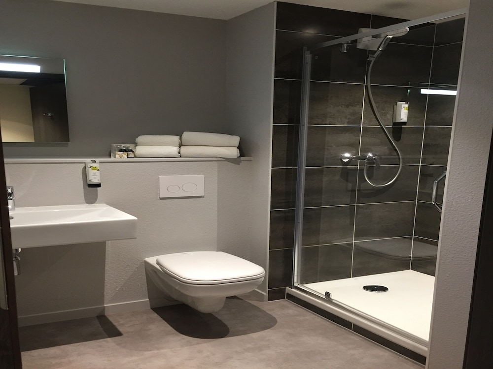 Standard Room - Photo 6