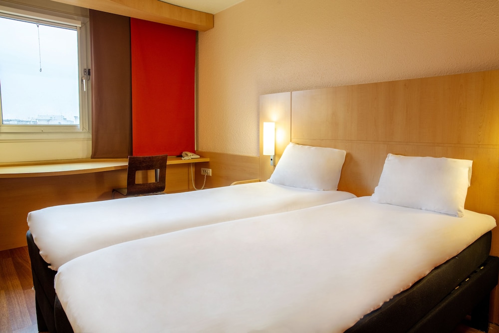 Standard Twin Room, Multiple Beds - Photo 2