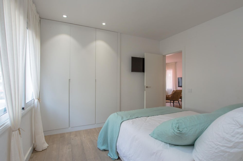 Apartment (2 Bedrooms) photo 2