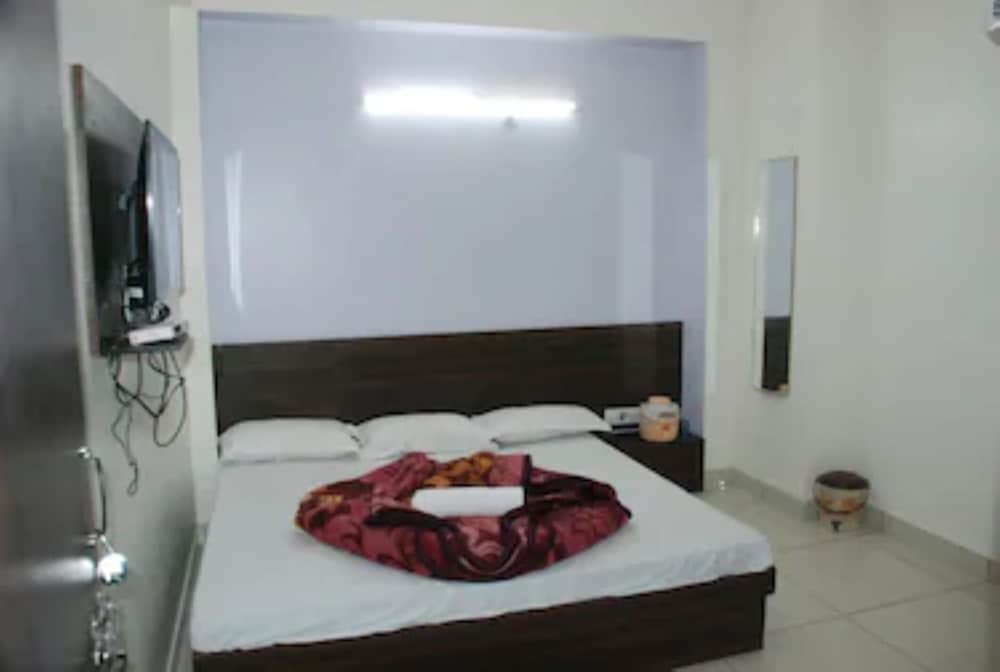 Deluxe Triple Room photo 2