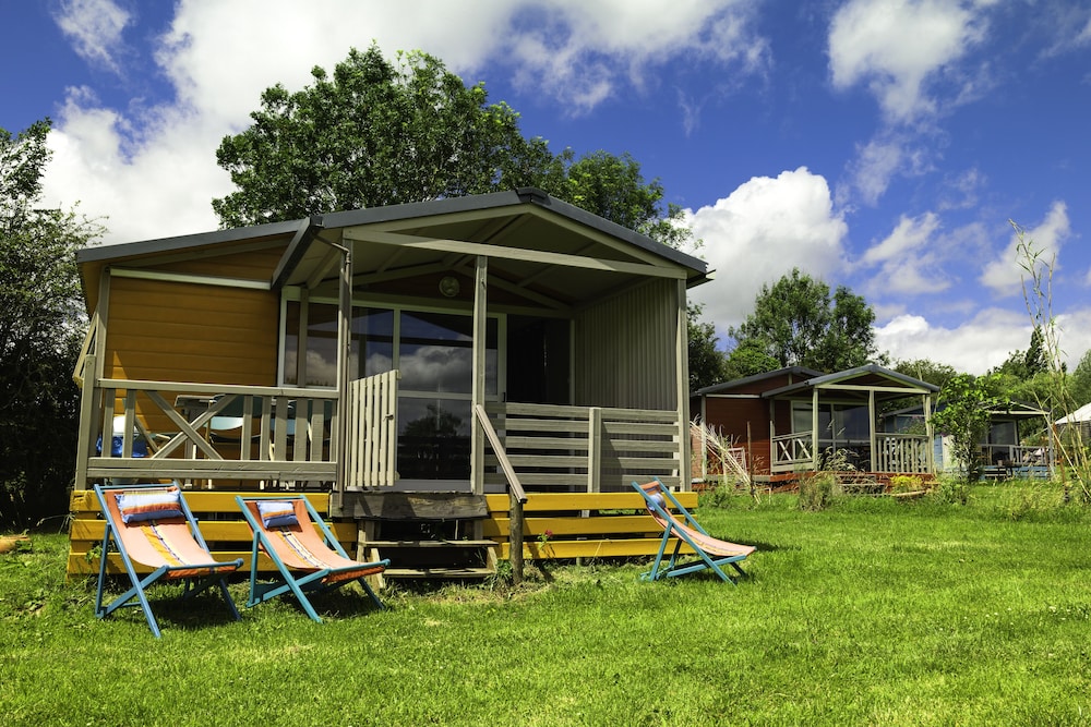 Orange Cabin photo 2