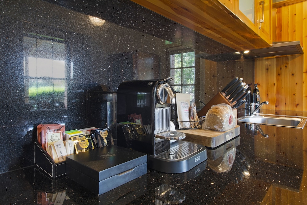 Premium Cottage, 2 Bedrooms, Lake View photo 3