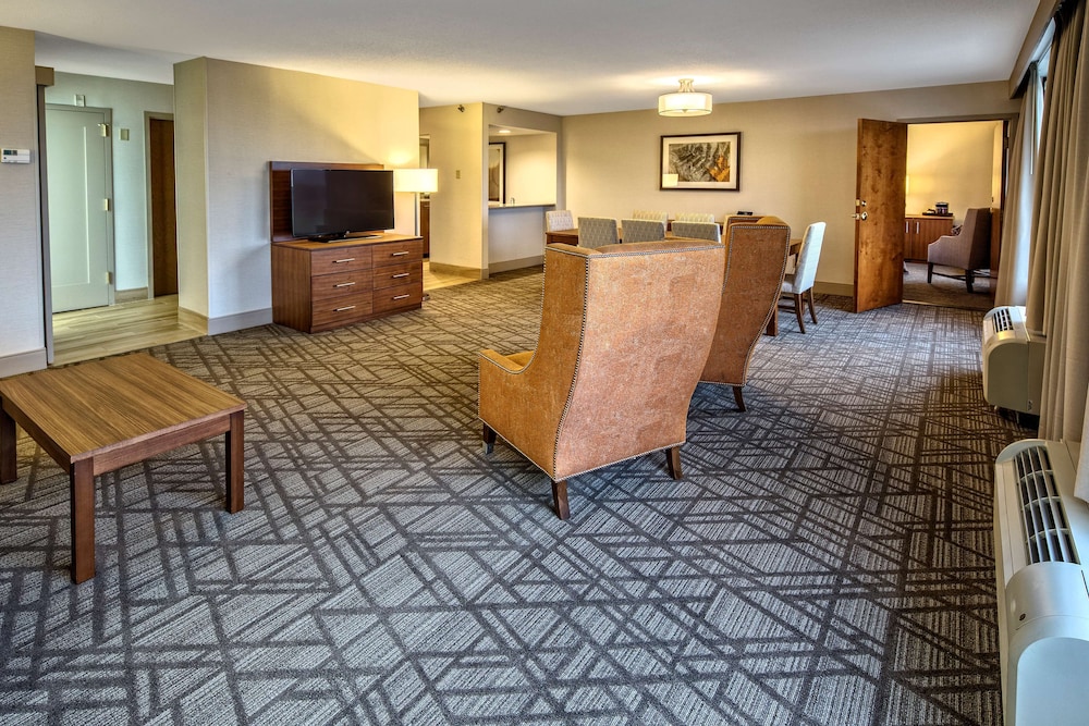 Room (Parlor) - Photo 4
