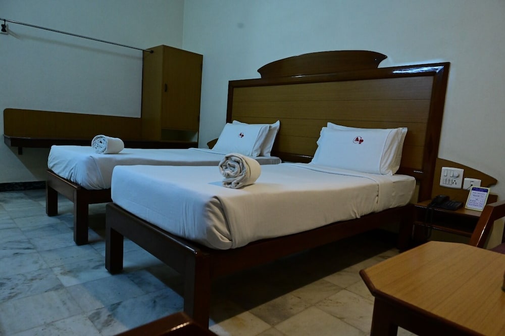 Deluxe Room - Photo 2