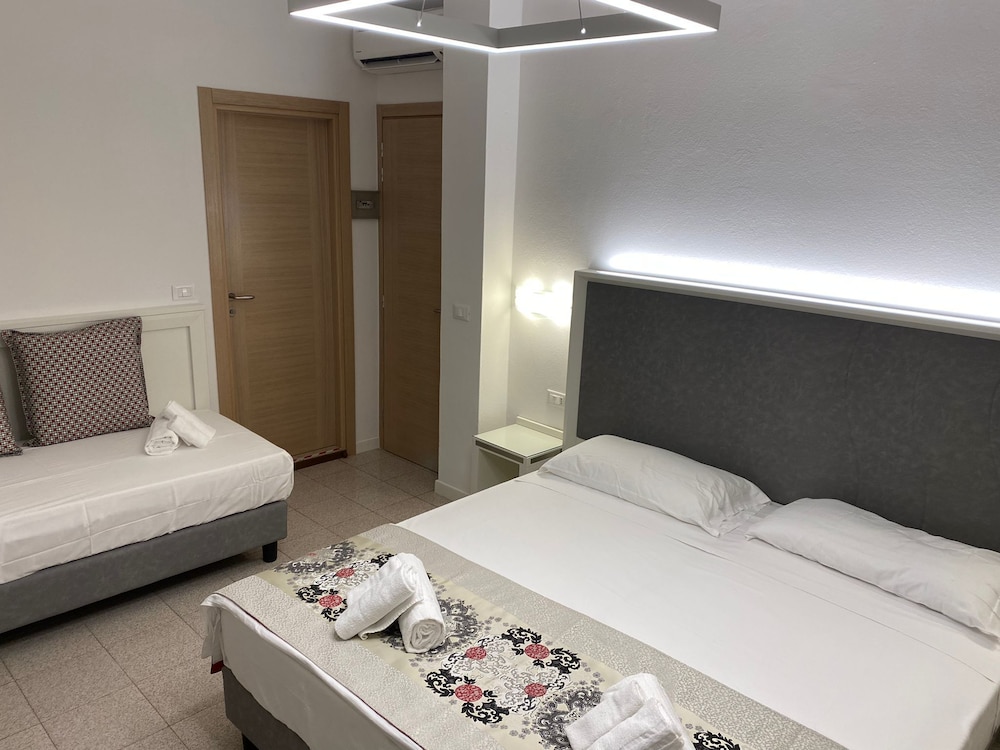 Triple Room, Balcony, Annex Building photo 1