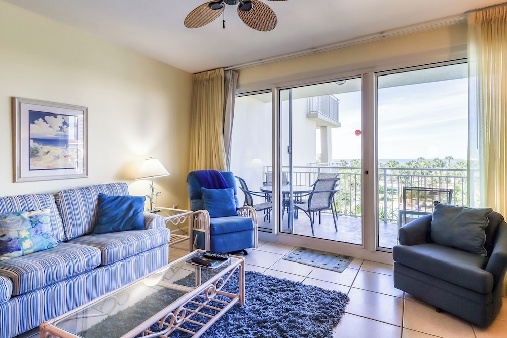 Condo, 3 Bedrooms