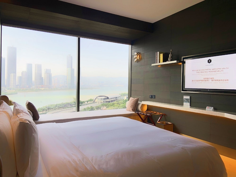 Superior Sea View King Room photo 1