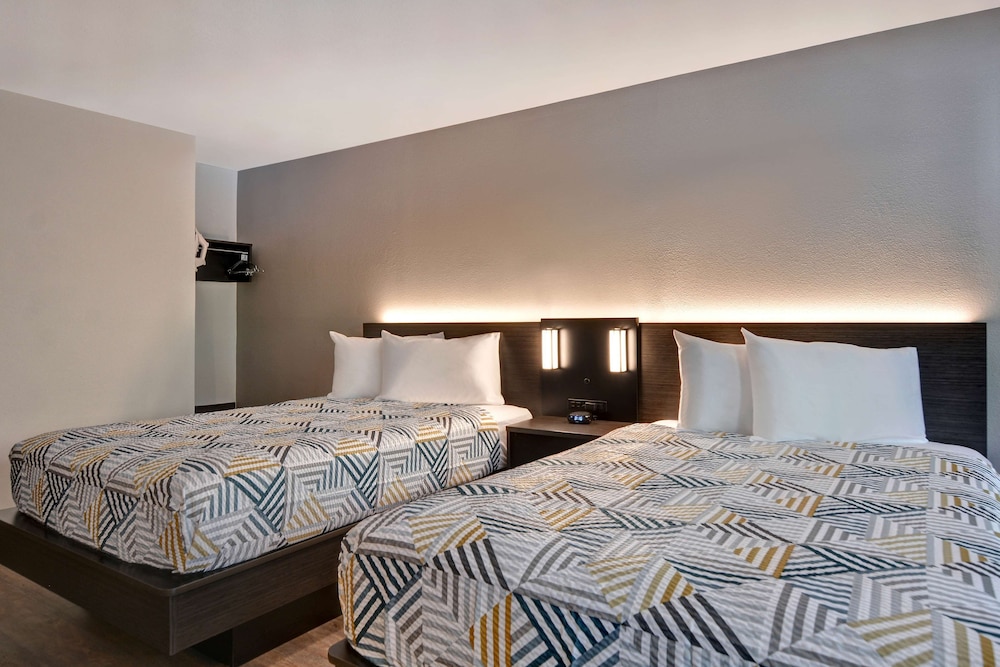 Deluxe Room, 2 Double Beds, Non Smoking, Kitchenette