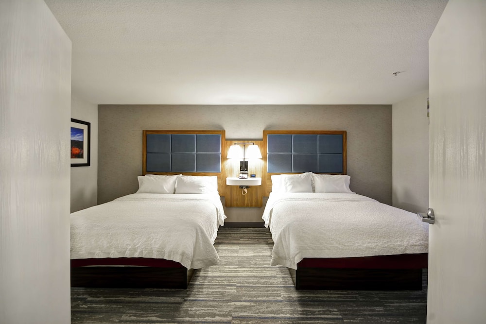Suite, 2 Queen Beds, Non Smoking - Photo 3