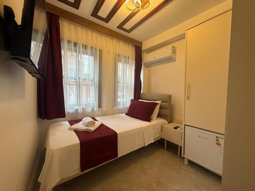 Economy Single Room, City View photo 1
