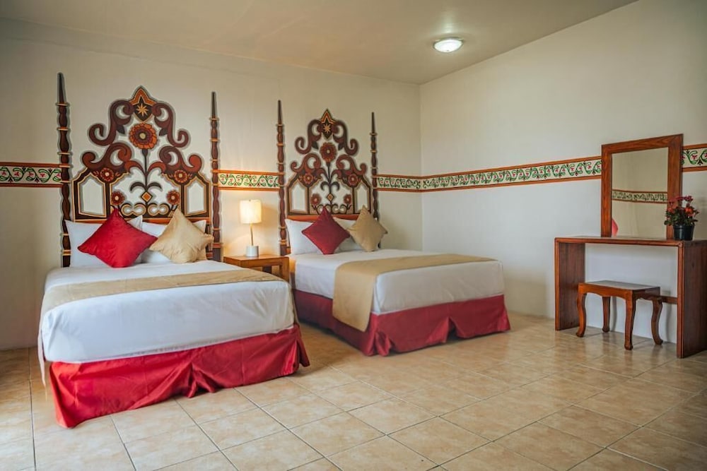Junior Suite, Balcony, Garden View