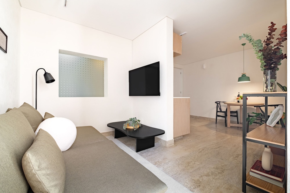 Comfort Apartment, Balcony - Photo 30