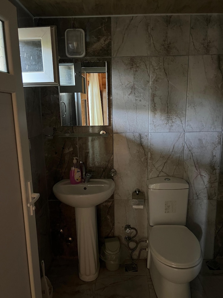 Standard Triple Room photo 2