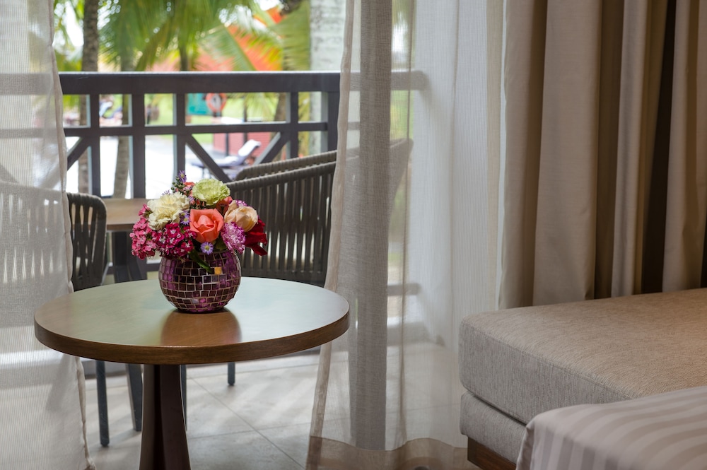 Premier Room, 2 Double Beds, Balcony - Photo 6