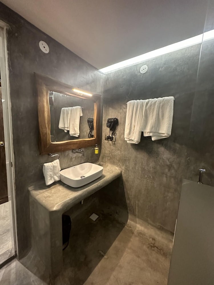 Standard Room - Photo 3