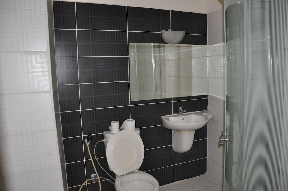 Double Room - Photo 18