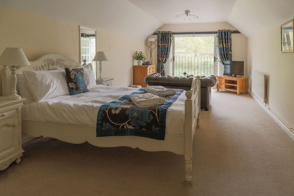 Superior Double Room, Ensuite (room 6)