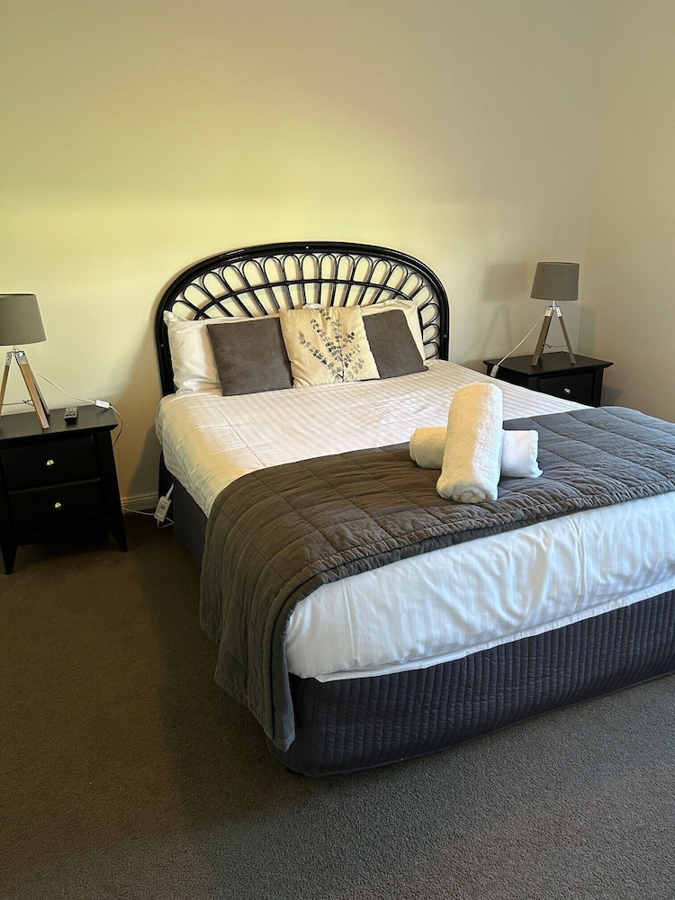 Standard Suite, Multiple Bedrooms, Non Smoking, Kitchen photo 1
