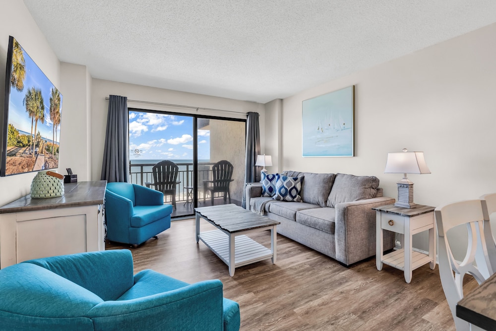 Exclusive Condo, 2 Bedrooms, Balcony, Ocean View