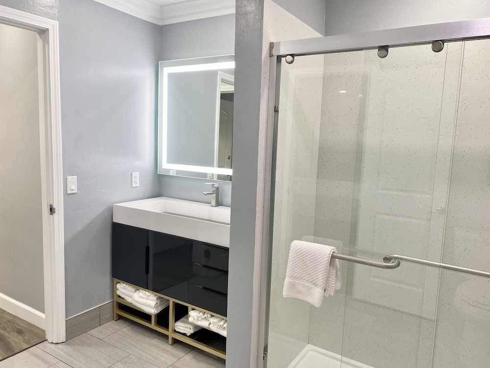 Basic Suite, 2 Bedrooms photo 2