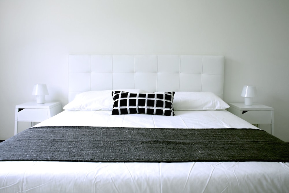 Standard Double Room, Shared Bathroom, City View photo 1