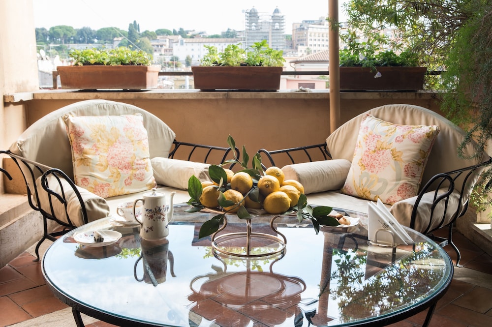 Romantic Loft, Terrace photo 2