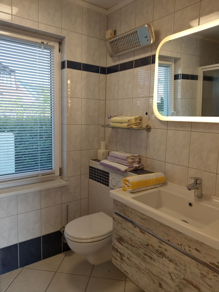 Standard House, Private Bathroom photo 3