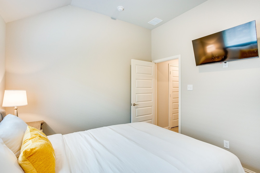 House (4 Bedrooms) photo 3