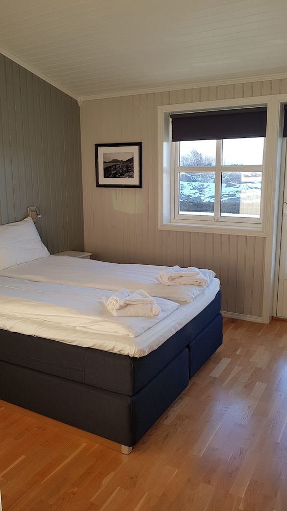 Comfort House, 4 Bedrooms, Terrace, Oceanfront photo 1