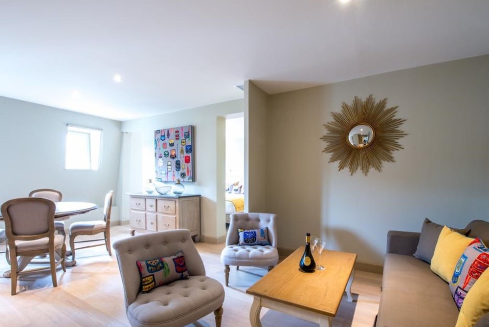 Deluxe Suite - Photo 4