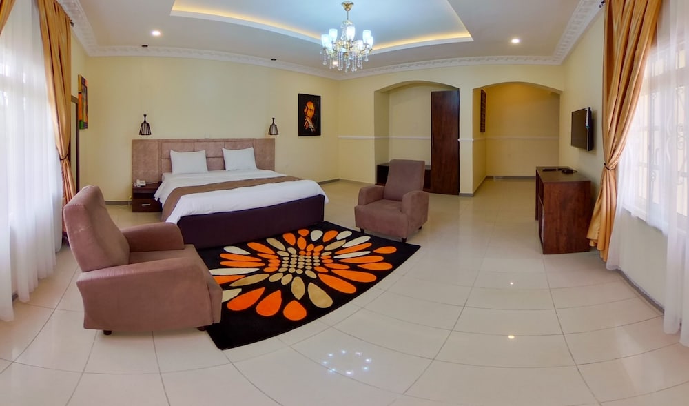 Premium Studio Suite photo 3