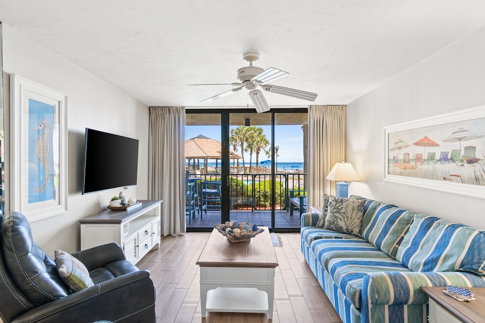 Condo, 2 Bedrooms, Ocean View (113C)