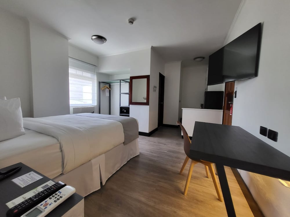 Family Room, Multiple Beds