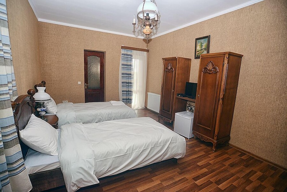 Deluxe Double or Twin Room photo 3