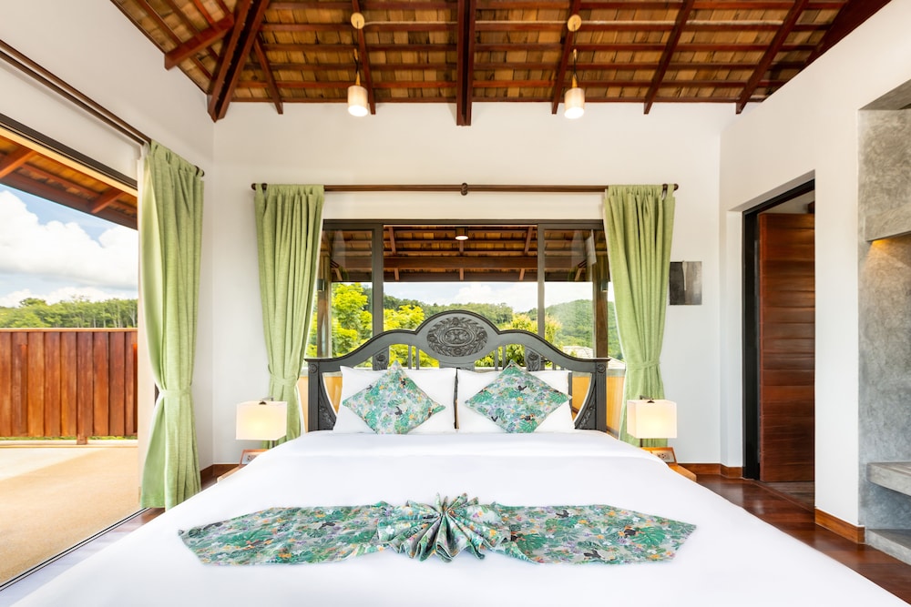 SEAVIEW JACUZZI VILLA-YAT PETCH - Photo 3