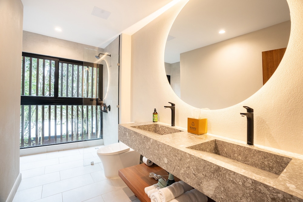 Forest King Room - Photo 12