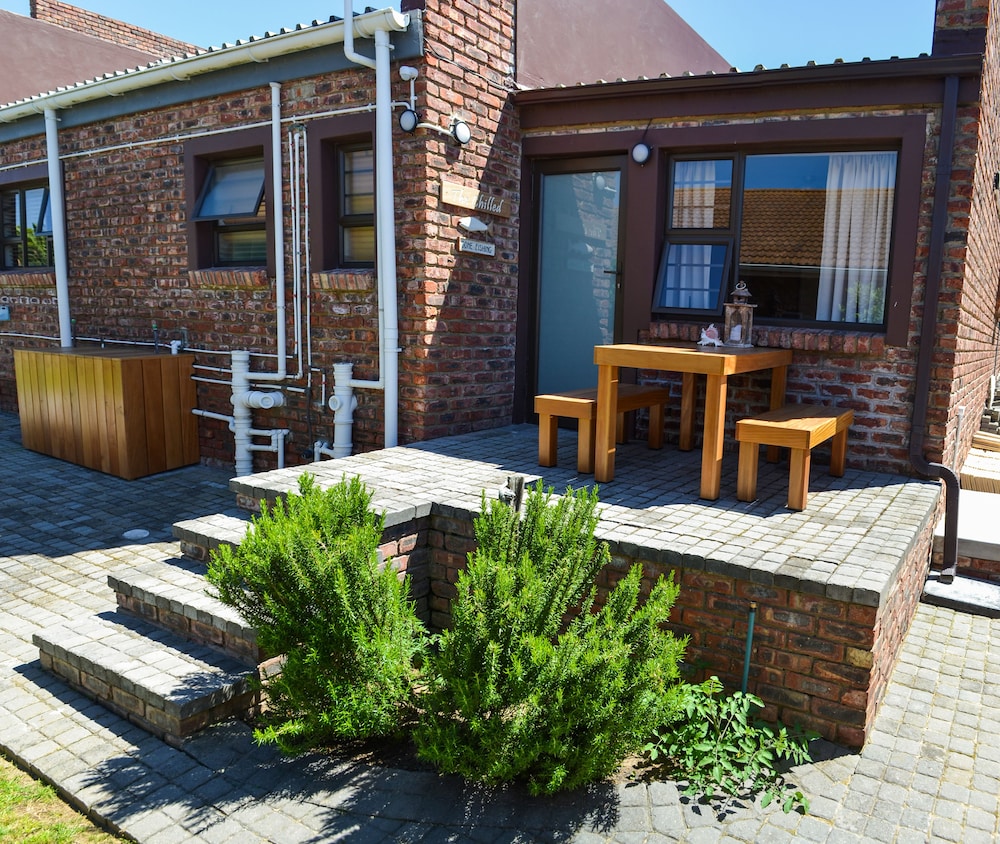 The River House Chilled Room photo 2