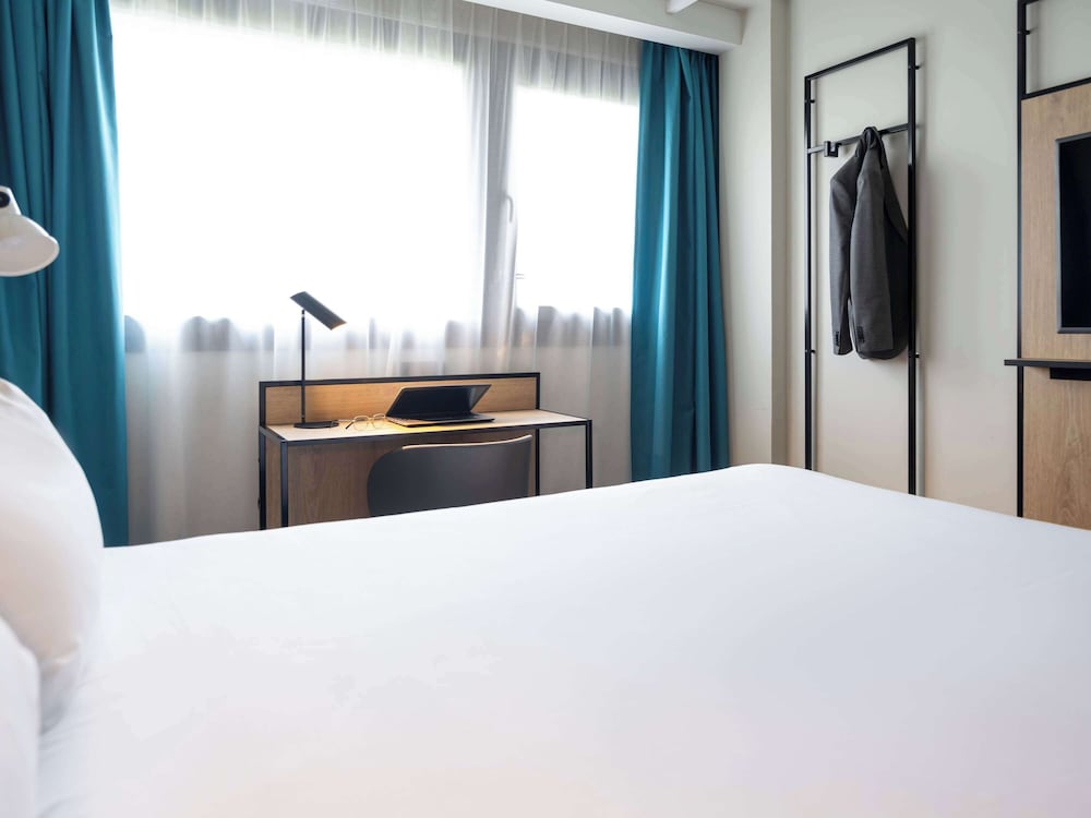 Standard Double Room, 1 Double Bed thumbnail 6