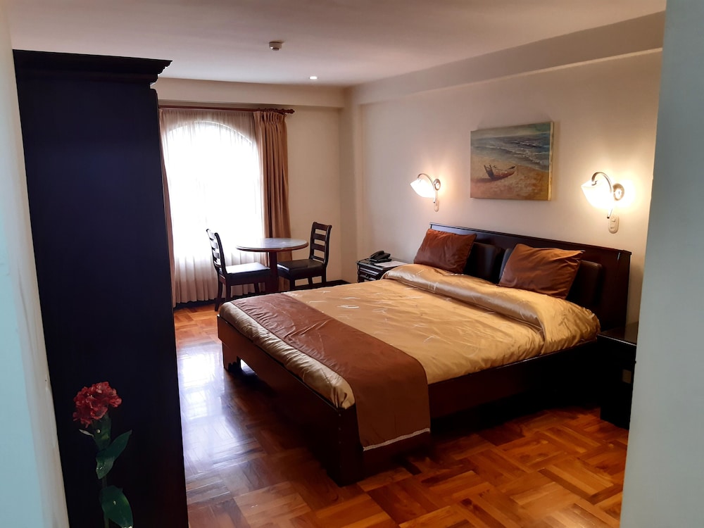 Premium Room - Photo 4