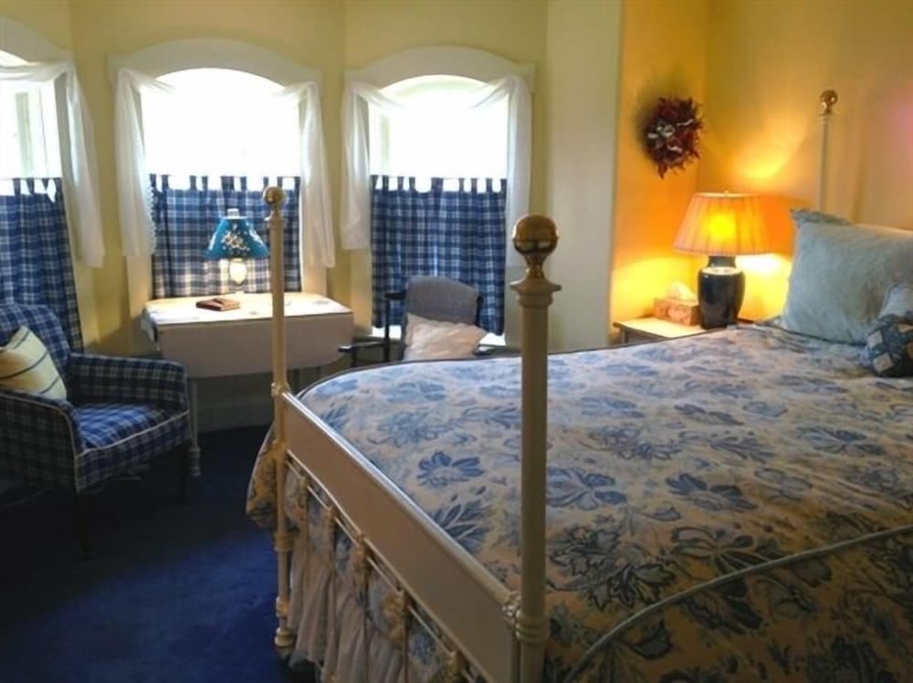 Cottage Room photo 1