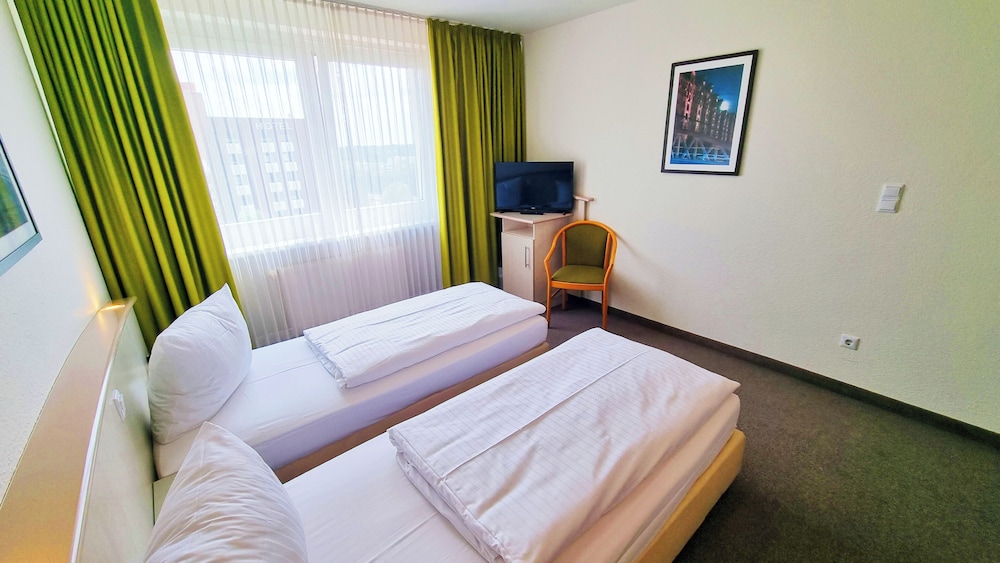 Family Apartment - Photo 6
