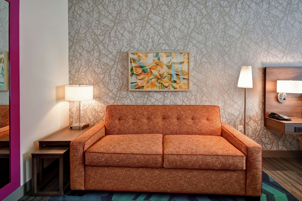 Studio, 2 Queen Beds, Accessible, Bathtub (Mobility & Hearing) photo 1