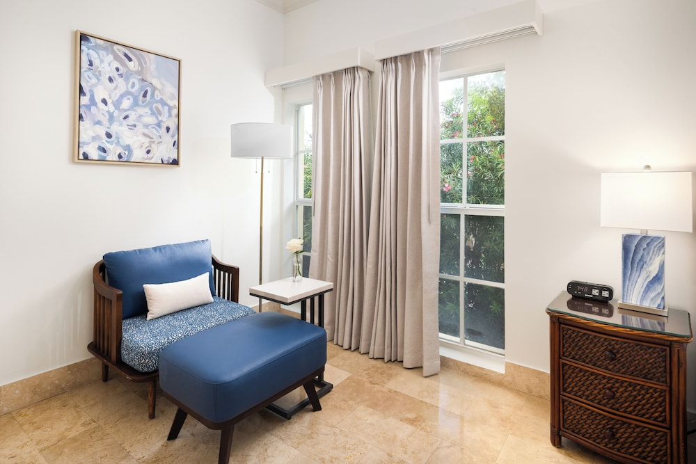 Junior Suite, 1 Bedroom - Photo 2