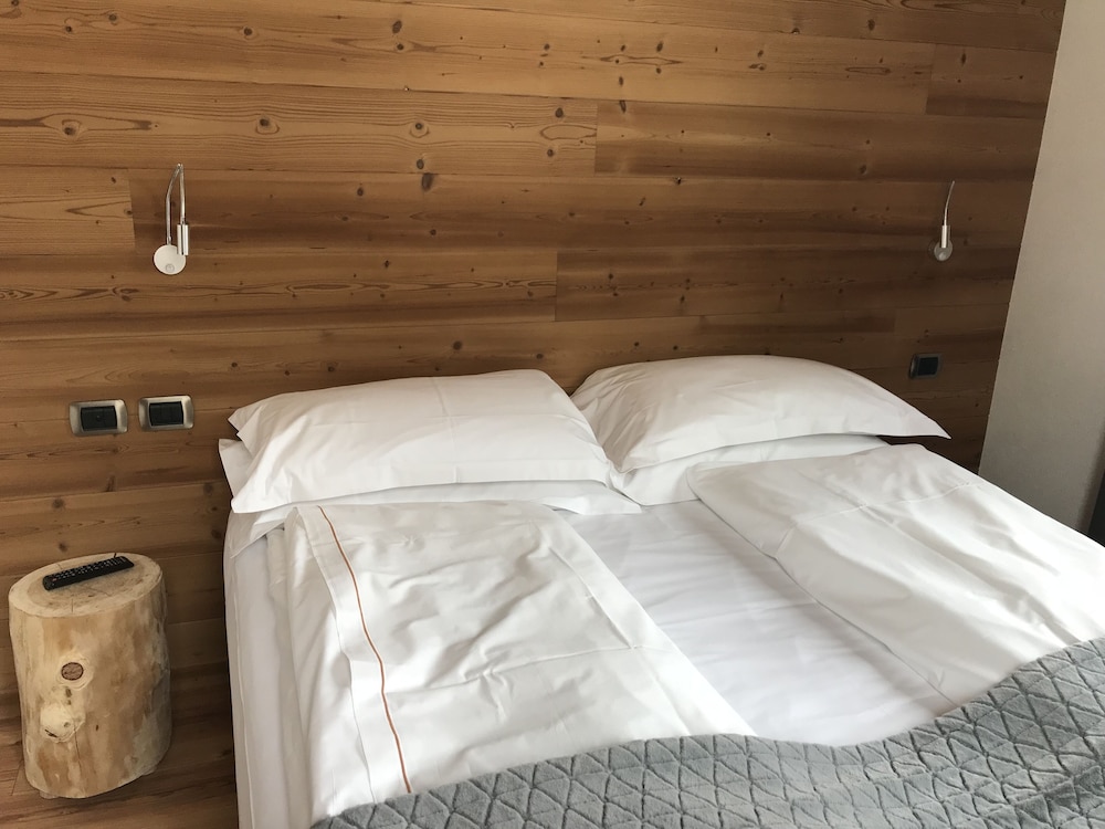 Superior Apartment, 1 Bedroom, Kitchen, Mountain View photo 3