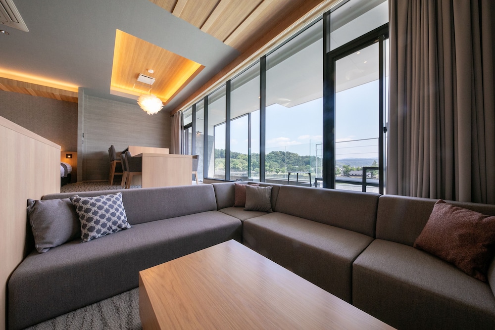Suite with a private open hot spring bath SAKURA, Non Smoking photo 2