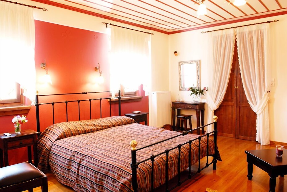 Superior Room, 1 Double Bed, Fireplace, Mountain View