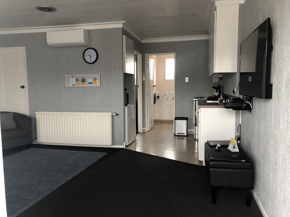 One Bedroom Unit photo 3