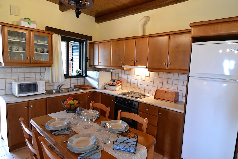 Villa, 2 Bedrooms (Chistina II) photo 2